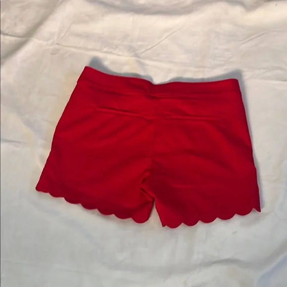 Isaac Mizrahi Red High Waist Scalloped Shorts - Picture 5 of 6
